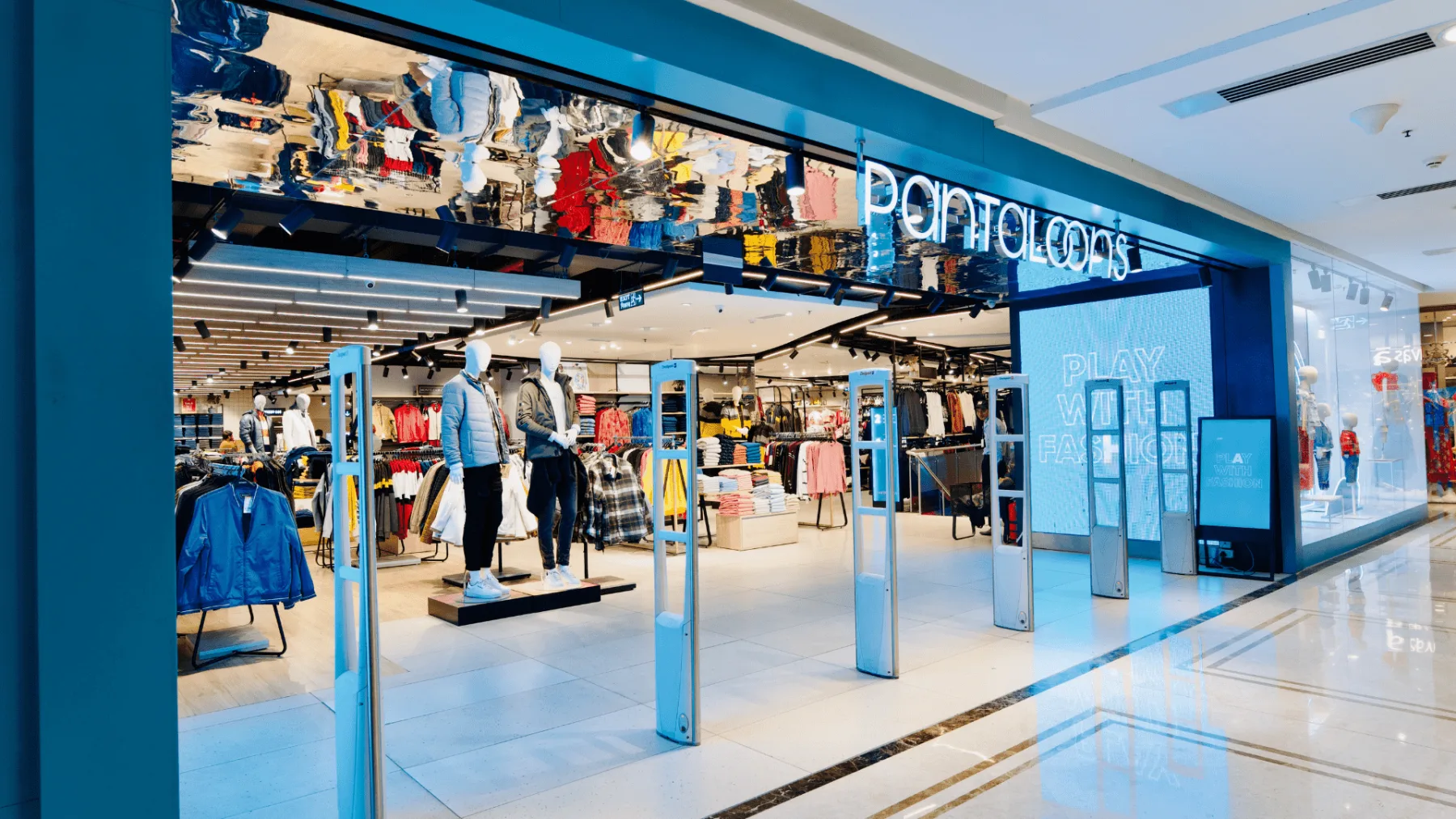 Pantaloons cover image